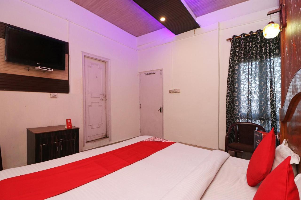 โอโย 74862 ศรีกฤษณะ ลีลา Hotel มานิปาลา ภายนอก รูปภาพ